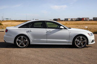 Supercharged,All Wheel Drive,Power Steering,Tires - Front Performance,ABS,Tires - Rear Performance,T... (image 3)