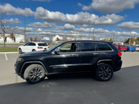 SUV ......... LIMITED PACKAGE ........ 3.6 LITER 6-CYLINDER ENGINE WITH 295 HP AND 260 LB-FT OF TORQ... (image 3)