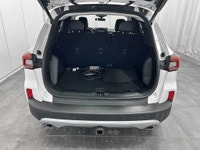 See Dealer Website for Details. Engine: Moteur à 4 cylindres 2.5L L/100Km City: 5.6 L/100Km Hwy: 6.3... (image 5)