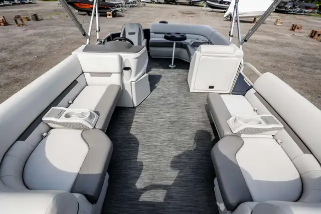 2023 Godfrey Sweetwater 2086 in Powerboats & Motorboats in Rimouski / Bas-St-Laurent - Image 29