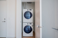 Metro comprises of four 6-storey buildings near Downtown Surrey. In these beautiful apartments build... (image 6)