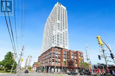 **One Month Free Rent + 1 Year Free Bell WIFI Promo** Discover contemporary urban living at Azure We...