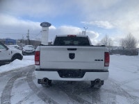 Aluminum Wheels, Fog Lamps, Rear Camera, Cruise Control, Air Conditioning! Get the job done right wi... (image 3)