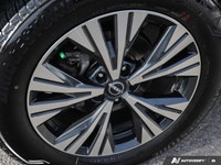 * Intelligent all-wheel drive (AWD) * Panoramic moonroof * Heated steering wheel * Heated front seat... (image 8)