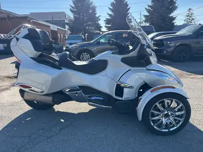 Check out this 2013 Can-Am Spyder RT Limited with only 44,122kms. Be sure to follow us on Instagram...
