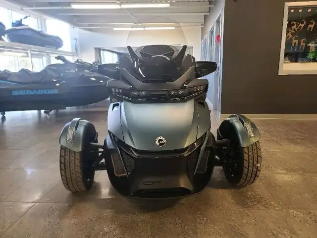 2025 CAN-AM Spyder RT Limited SE6 in Sport Touring in Lanaudière - Image 5
