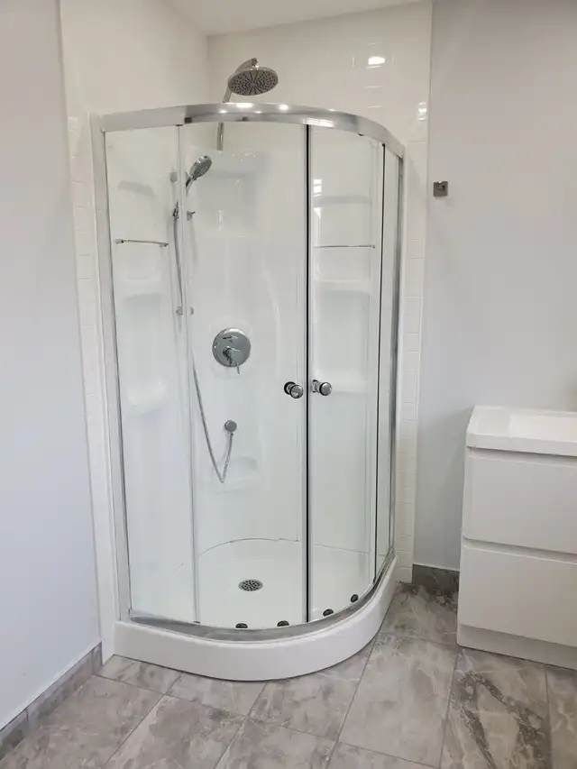 PLUMBER FREE ESTIMATES  SERVING DURHAM REGION 416-389-997364589975179395122