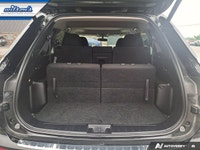 Look at this certified 2022 Mitsubishi Outlander SE AWC | Panoramic Sunroof | Power Liftgate | Heate... (image 9)