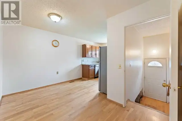 1015 Lysander Drive SE Calgary, Alberta62864758665858124