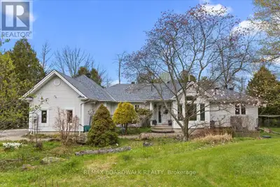 Welcome to your year-round waterfront retreat on beautiful Big Rideau Lake. Set on a private treed l...