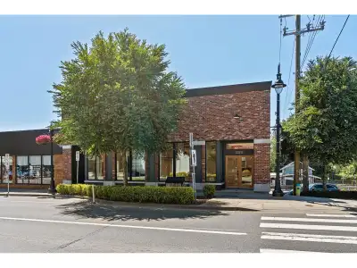Prime High-Exposure Corner Location in Downtown Mission! Located right on Mission's main street, thi...
