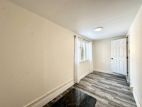 Rooms for Rent 74 Adelaide St, Lindsay, ON (Rented Separately) Welcome to 74 Adelaide St, Lindsay, O... (image 6)
