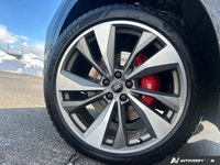 The advertised vehicle price is based on a promotional finance offer. Customers who purchase the veh... (image 8)