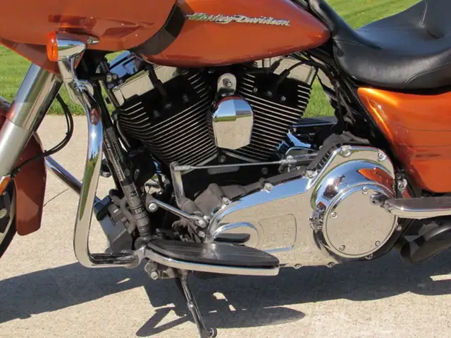 2015 Harley-Davidson FLTRXS Road Glide Special 103 Motor 52,000  in Sport Touring in Leamington - Image 29