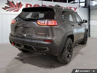 Only 40,723 Miles! This Jeep Cherokee delivers a Regular Unleaded V-6 3.2 L/198 engine powering this... (image 4)