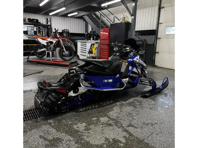 2021 Polaris 850 XCR in Snowmobiles in Granby - Image 3