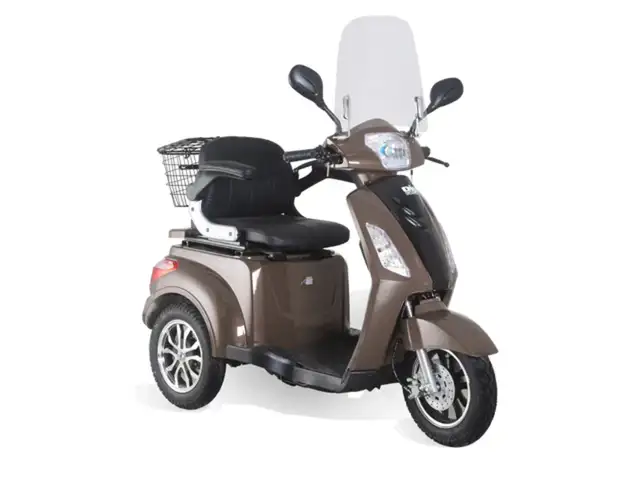 2026 Gio REGAL PR MOBILITY SCOOTER in Street, Cruisers & Choppers in Calgary - Image 9