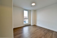 Renovated Akelius one bedroom apartment for rent. Located near Sauvé in the Ahuntsic neighborhood, M... (image 6)