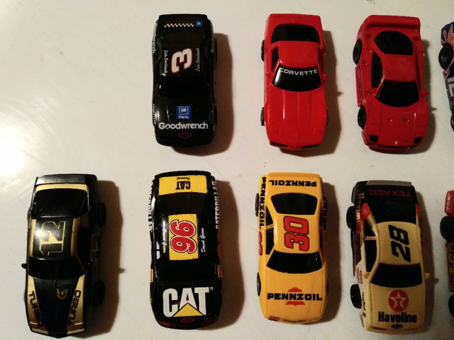 Tyco  nascars 440x2 slot cars fast runners in Hobbies & Crafts in Fredericton - Image 3
