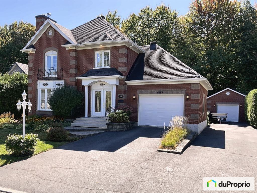 $860,000 - 2 Storey for sale in Drummondville (Drummondville) — photo 1