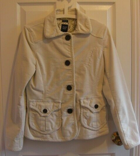 GAP STRETCH Jacket. Size 6. Only $35 OBO. BRAND NEW. in Kids & Youth in Mississauga / Peel Region