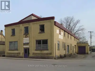 Visit the REALTOR website for further information about this listing. Investment, live/work, or rede...