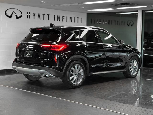 2021 INFINITI QX50 LUXE | Apple CarPlay | Adaptive Cruise in Cars & Trucks in Calgary - Image 4