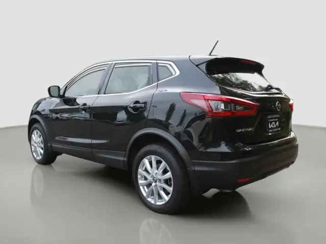 2021 Nissan Qashqai FWD S CVT for sale in Cars & Trucks in Comox / Courtenay / Cumberland - Image 6
