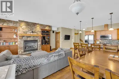 PRIME SLOPE-SIDE LIVING! This spacious 2-bedroom, 2.5-bathroom townhome combines comfort, style, and...