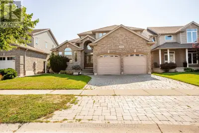 Stunning, meticulously updated 4+1 bedroom, 4 bathroom home on prestigious Lakeview Drive featuring...