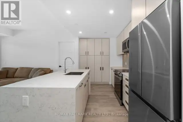 311 - 415 SEA RAY AVENUE Innisfil, Ontario62863782070273122