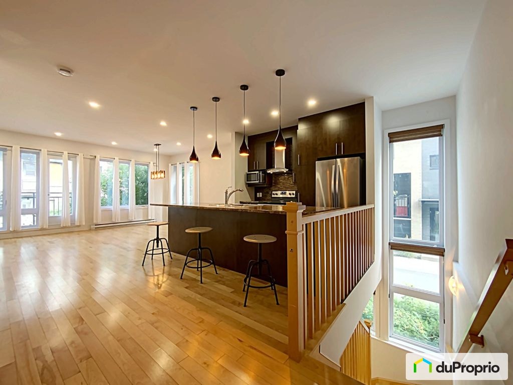 $559,000 - Condominium in Ville-Marie (downtown, old Mtl) — photo 1