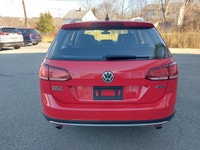 4Motion All Wheel Drive Execline Trim Driver Assist Package Leather Interior Panoramic Sunroof Heate... (image 3)