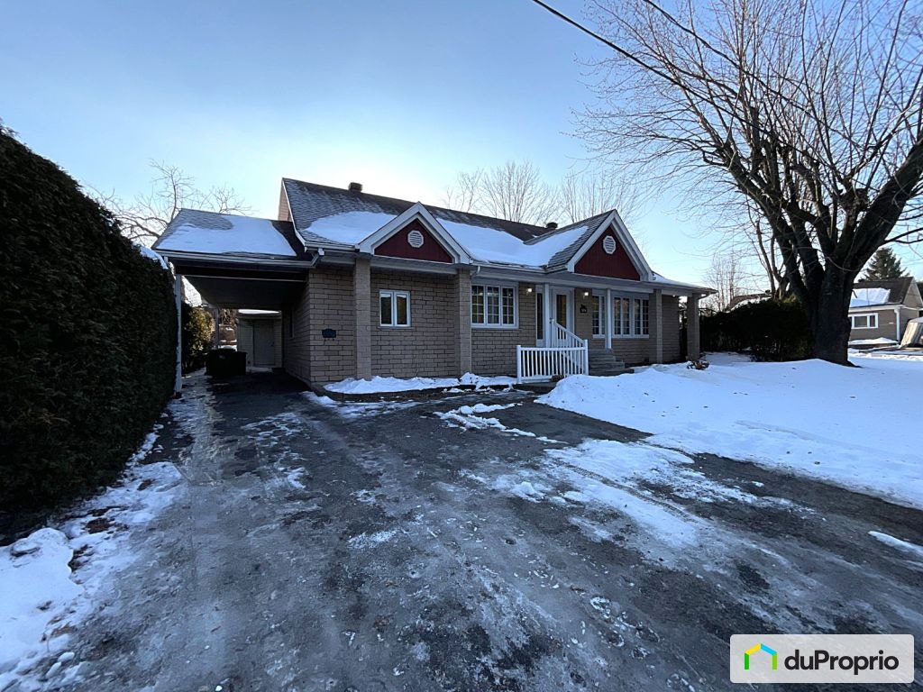 $799,000 - Intergenerational for sale in Bois-Des-Filion — photo 1