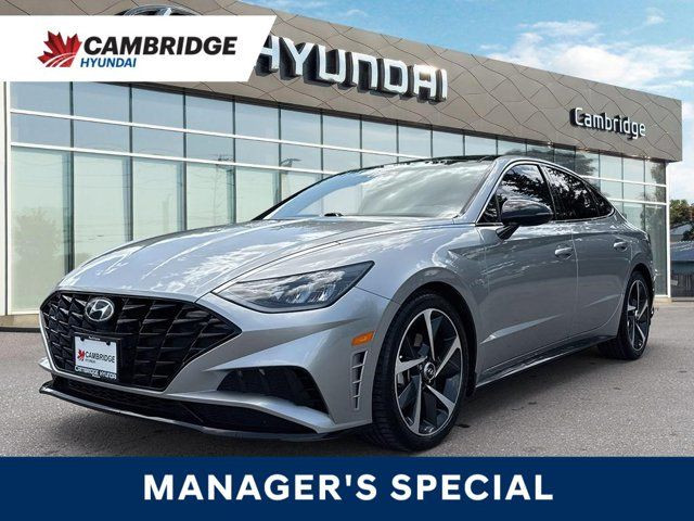2022 Hyundai Sonata Sport | Apple CarPlay and Android Auto™ in Cars & Trucks in Cambridge