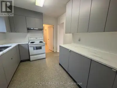Freshly renovated top floor apartment located near Bathurst and St. Clair. This apartment offers a g...