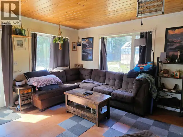 18715 GRANTHAM ROAD Telkwa, British Columbia in Houses for Sale in Smithers - Image 9