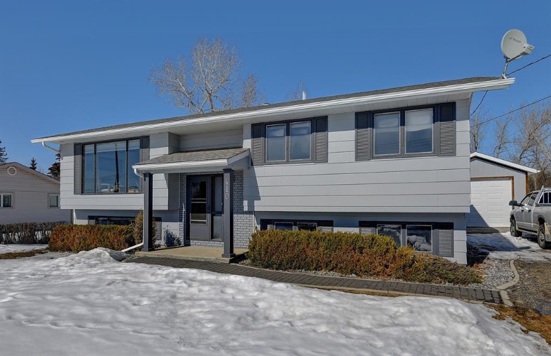 NEW LISTING in Beaverlodge Houses for Sale Grande Prairie Kijiji