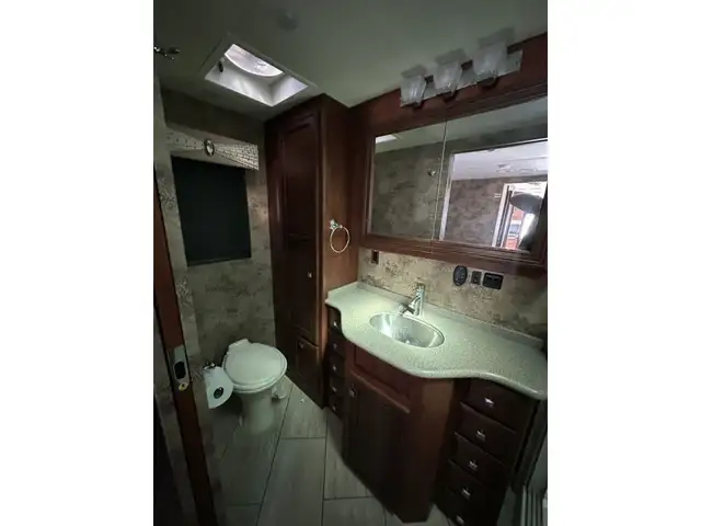 2017 Newmar Baystar 3403 in RVs & Motorhomes in Nelson - Image 23