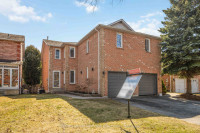 3 BR | 3 BA-Single Freehold Townhouse in Ajax