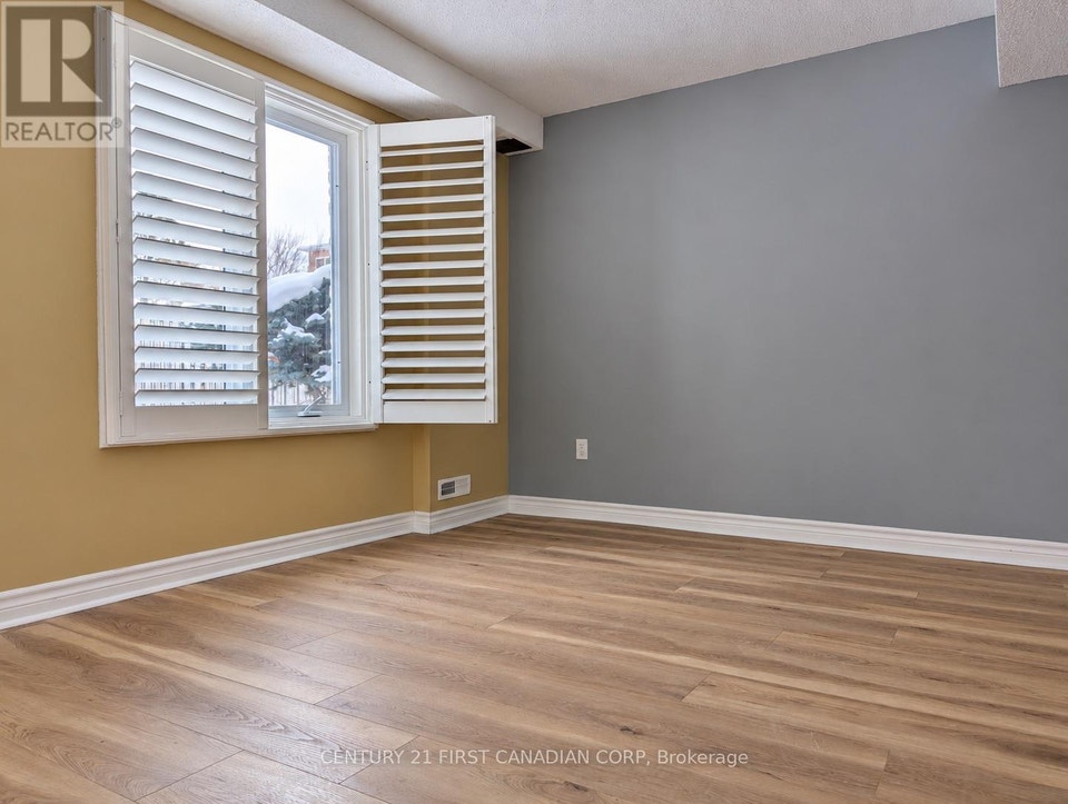 LOWER - 924 GUILDWOOD BOULEVARD London North (North M), Ontario 4
