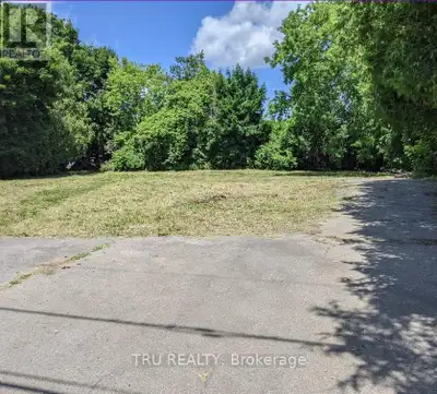 This is a great opportunity to build your dream home in Ottawa on a land surrounded by hedge trees w...