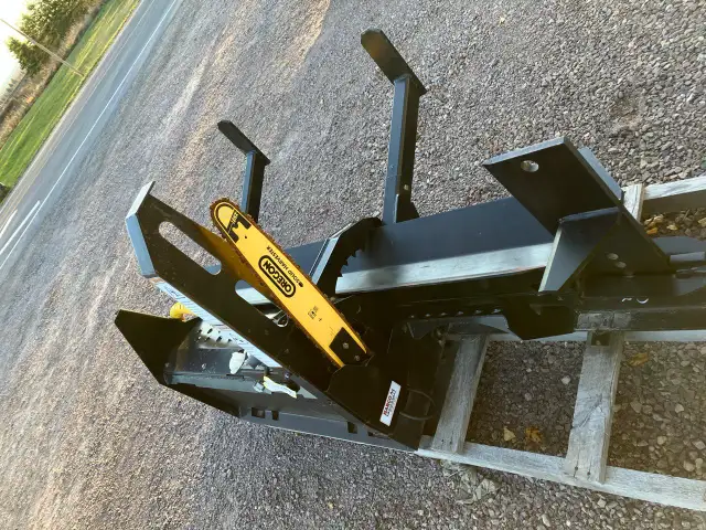 Halverson 120 Wood Processor , Skid Steer Mount in Other in Sudbury - Image 3