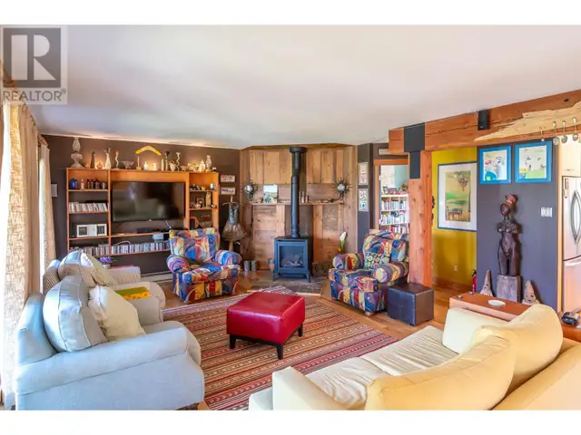 830 Three Mile Road Penticton, British Columbia in Houses for Sale in Penticton - Image 15