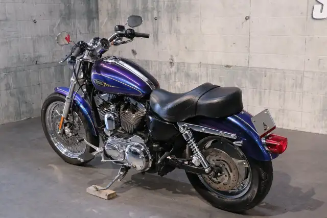 2009 Harley-Davidson SPORTSTER 1200 CUSTOM (XL1200C) in Sport Bikes in Ottawa - Image 4