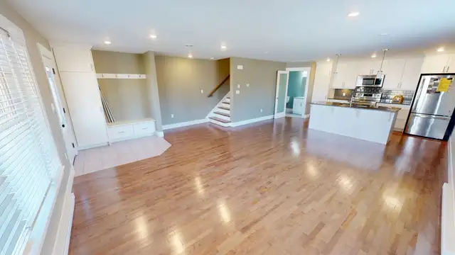 DECEMBER 1ST- 2 BED, 1.5 BATH - TOWNHOUSE- LAUNDRY- PARKING in Long Term Rentals in Fredericton - Image 6