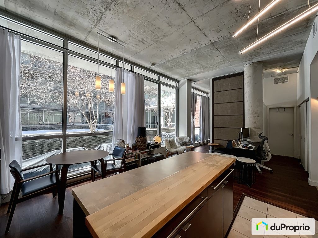 $435,000 - Condominium in Ville-Marie (downtown, old Mtl) — photo 1