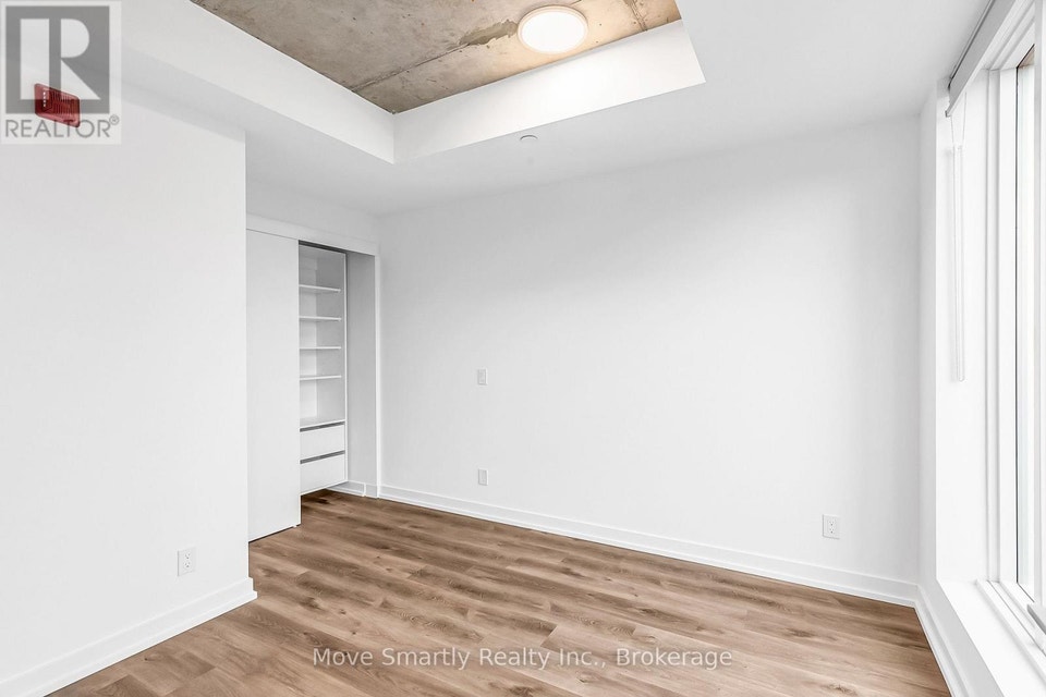 509 - 115 LARCHMOUNT AVENUE Toronto (South Riverdale), Ontario 5