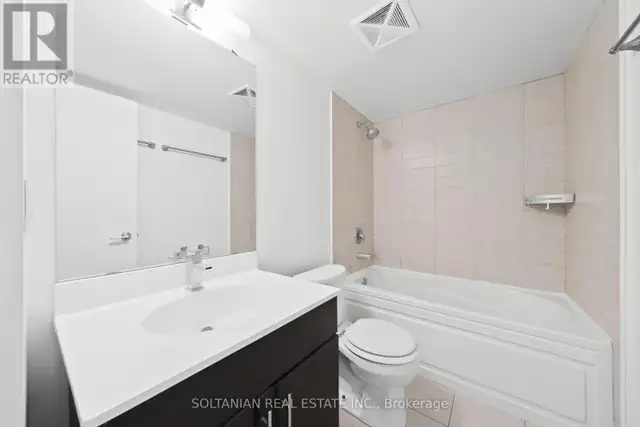 428 - 120 DALLIMORE CIRCLE Toronto (Banbury-Don Mills), Ontario in Condos for Sale in City of Toronto - Image 23