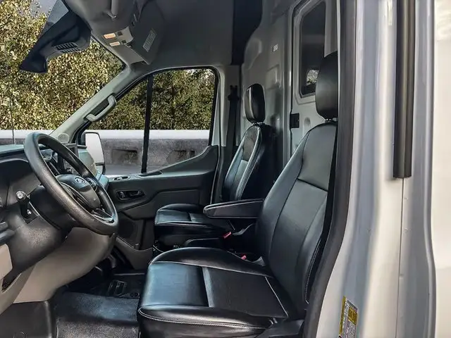 2025 Ford Transit Cargo Van6068459942294425612